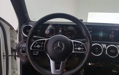 Mercedes-Benz A-Класс, 2021 год, 1 870 000 рублей, 7 фотография