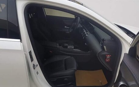 Mercedes-Benz A-Класс, 2021 год, 1 870 000 рублей, 14 фотография