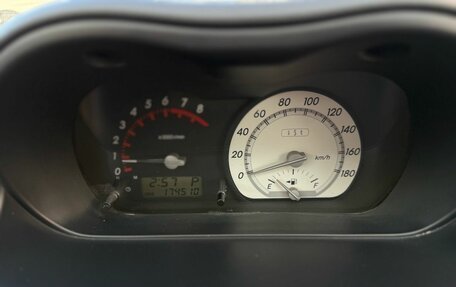 Toyota Ist II, 2002 год, 550 000 рублей, 9 фотография