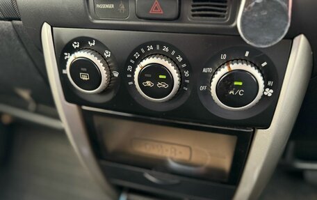 Toyota Ist II, 2002 год, 550 000 рублей, 11 фотография