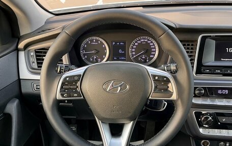 Hyundai Sonata VII, 2019 год, 1 290 000 рублей, 16 фотография