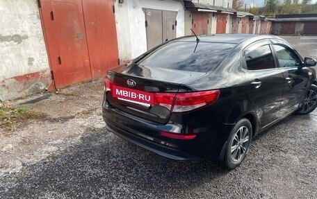 KIA Rio III рестайлинг, 2015 год, 900 000 рублей, 4 фотография