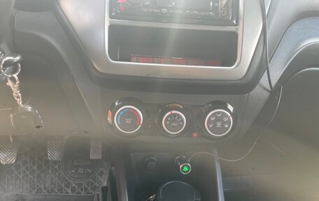 KIA Rio III рестайлинг, 2015 год, 900 000 рублей, 13 фотография