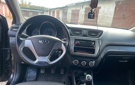 KIA Rio III рестайлинг, 2015 год, 900 000 рублей, 12 фотография