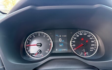 Toyota RAV4, 2019 год, 2 980 000 рублей, 11 фотография