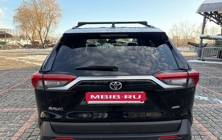 Toyota RAV4, 2019 год, 2 980 000 рублей, 8 фотография