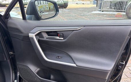 Toyota RAV4, 2019 год, 2 980 000 рублей, 32 фотография