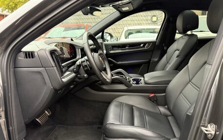 Porsche Cayenne III, 2025 год, 13 990 040 рублей, 12 фотография