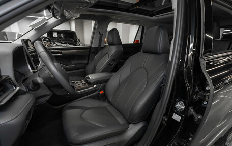 Toyota Highlander, 2025 год, 6 200 000 рублей, 9 фотография