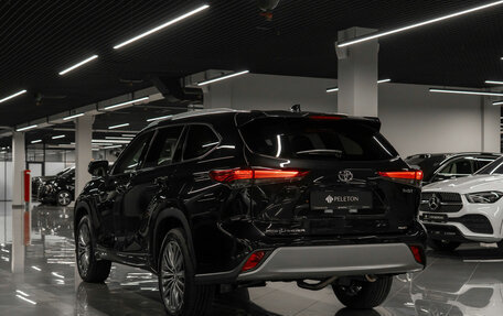 Toyota Highlander, 2025 год, 6 200 000 рублей, 4 фотография