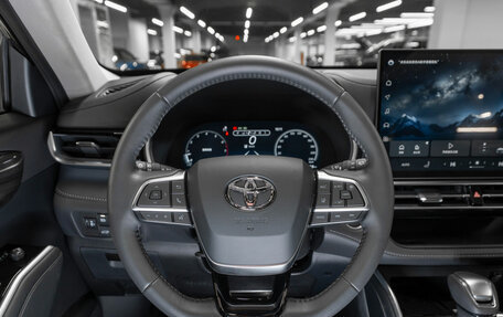 Toyota Highlander, 2025 год, 6 200 000 рублей, 11 фотография