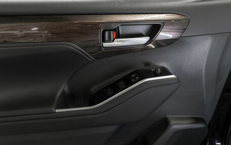 Toyota Highlander, 2025 год, 6 200 000 рублей, 18 фотография