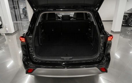 Toyota Highlander, 2025 год, 6 200 000 рублей, 28 фотография