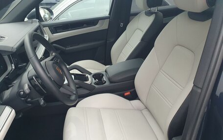 Porsche Cayenne III, 2023 год, 13 500 000 рублей, 15 фотография