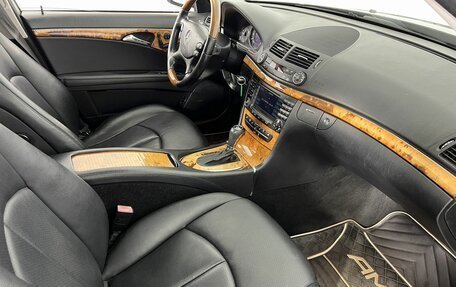 Mercedes-Benz E-Класс, 2008 год, 1 120 000 рублей, 13 фотография