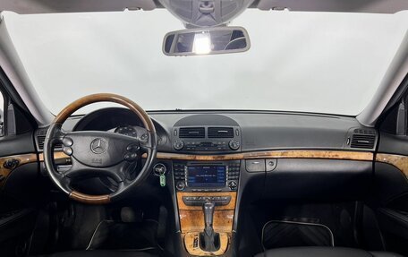 Mercedes-Benz E-Класс, 2008 год, 1 120 000 рублей, 15 фотография