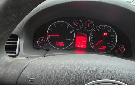 Audi A6, 2002 год, 600 000 рублей, 15 фотография