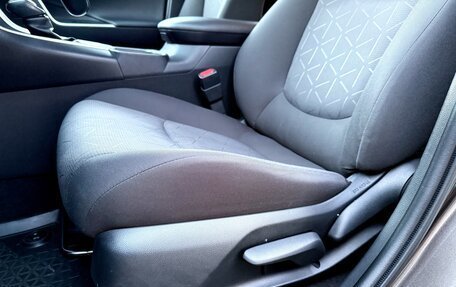 Toyota RAV4, 2020 год, 3 450 000 рублей, 19 фотография