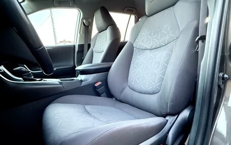 Toyota RAV4, 2020 год, 3 450 000 рублей, 20 фотография