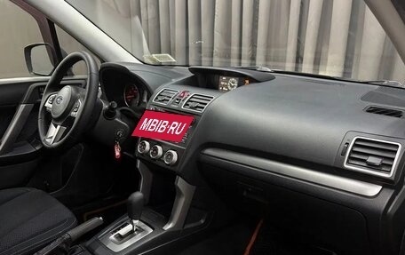 Subaru Forester, 2017 год, 1 600 000 рублей, 11 фотография