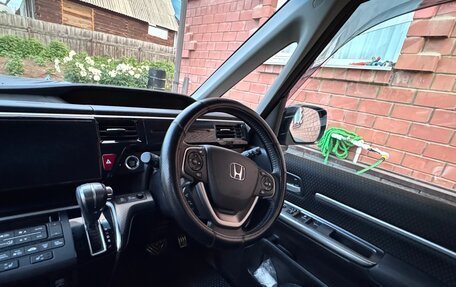 Honda Stepwgn IV, 2021 год, 2 350 000 рублей, 16 фотография