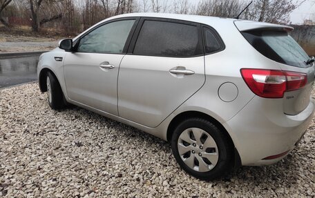 KIA Rio III рестайлинг, 2013 год, 830 000 рублей, 3 фотография