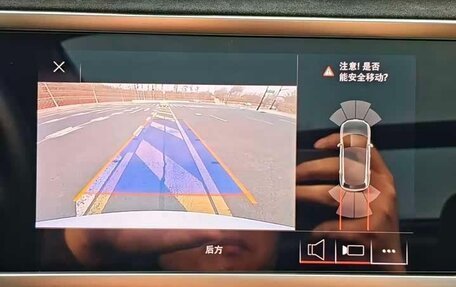 Audi Q3, 2021 год, 2 320 000 рублей, 9 фотография