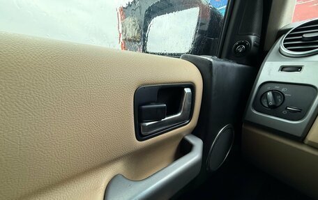 Land Rover Discovery III, 2007 год, 900 000 рублей, 15 фотография