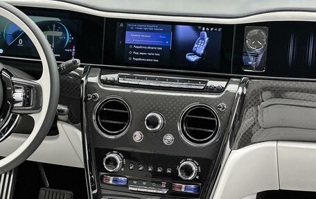 Rolls-Royce Cullinan, 2025 год, 79 000 000 рублей, 21 фотография