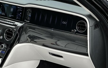 Rolls-Royce Cullinan, 2025 год, 79 000 000 рублей, 23 фотография