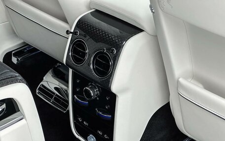 Rolls-Royce Cullinan, 2025 год, 79 000 000 рублей, 28 фотография