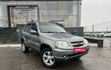 Chevrolet Niva I рестайлинг, 2012 год, 520 000 рублей, 3 фотография