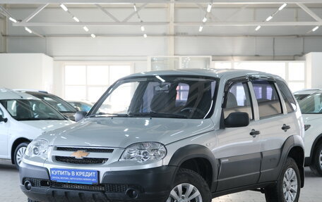 Chevrolet Niva I рестайлинг, 2011 год, 549 000 рублей, 4 фотография
