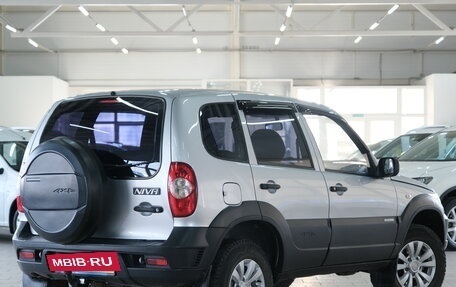 Chevrolet Niva I рестайлинг, 2011 год, 549 000 рублей, 7 фотография