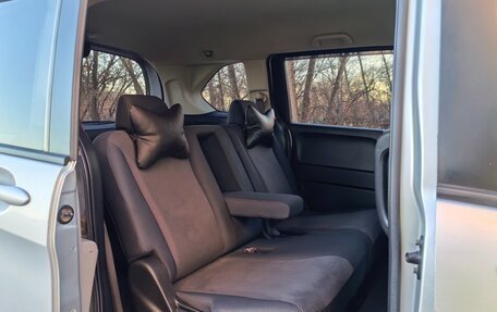 Honda Freed I, 2009 год, 870 000 рублей, 18 фотография