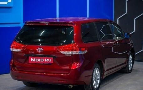Toyota Sienna III, 2010 год, 1 500 000 рублей, 7 фотография