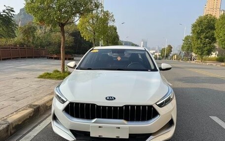 KIA K3, 2022 год, 1 350 000 рублей, 2 фотография