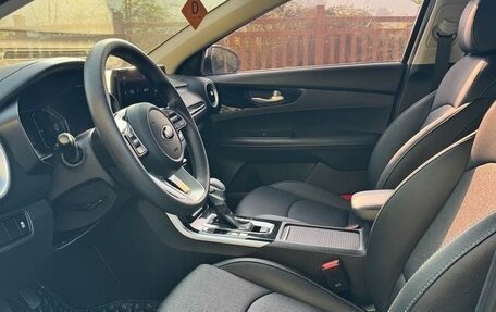 KIA K3, 2022 год, 1 350 000 рублей, 7 фотография