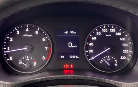 Hyundai Solaris II рестайлинг, 2018 год, 1 299 000 рублей, 27 фотография