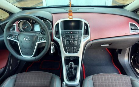 Opel Astra J, 2011 год, 730 000 рублей, 10 фотография