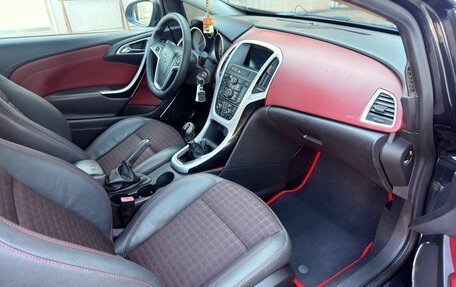 Opel Astra J, 2011 год, 730 000 рублей, 13 фотография