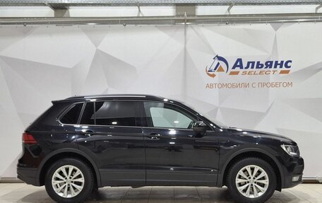 Volkswagen Tiguan II, 2017 год, 2 000 000 рублей, 2 фотография