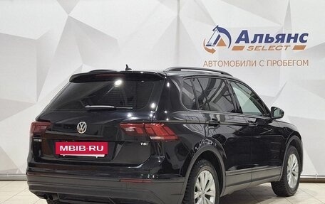 Volkswagen Tiguan II, 2017 год, 2 000 000 рублей, 3 фотография