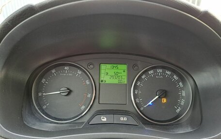 Skoda Fabia II, 2011 год, 349 000 рублей, 16 фотография