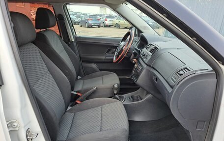 Skoda Fabia II, 2011 год, 349 000 рублей, 13 фотография