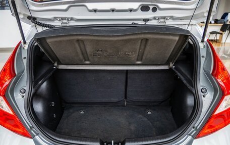 Hyundai Solaris II рестайлинг, 2011 год, 598 000 рублей, 13 фотография