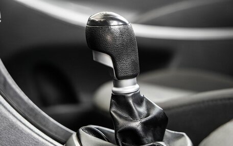 Hyundai Solaris II рестайлинг, 2011 год, 598 000 рублей, 20 фотография