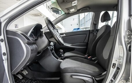 Hyundai Solaris II рестайлинг, 2011 год, 598 000 рублей, 18 фотография