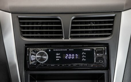 Hyundai Solaris II рестайлинг, 2011 год, 598 000 рублей, 28 фотография