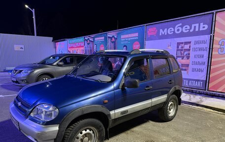 Chevrolet Niva I рестайлинг, 2006 год, 300 000 рублей, 3 фотография